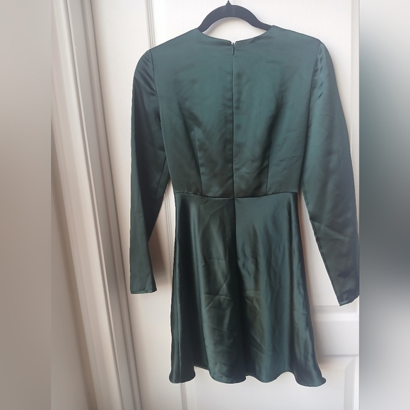 Gianni Bini Emerald Long Sleeve Dress Size 0 - Picture 4 of 4